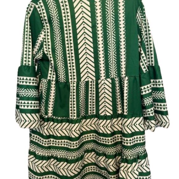 Bohemian Green Flowy V-Neck Dress with Bell Sleeves - Picture 2 of 4